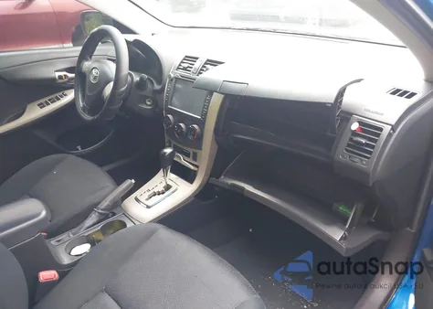 2010 Toyota Corolla S z USA, uszkodzony, nr VIN 2T1BU4EE7AC465665